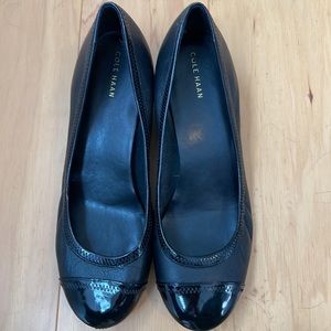 Cole Haan size 10C wedge shoes